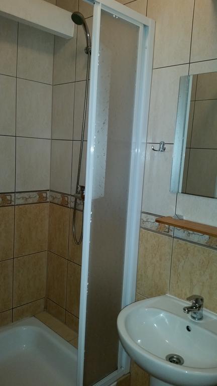Pensjonat U Janiny Boleslawiec Boleslawiec  Szoba fotó